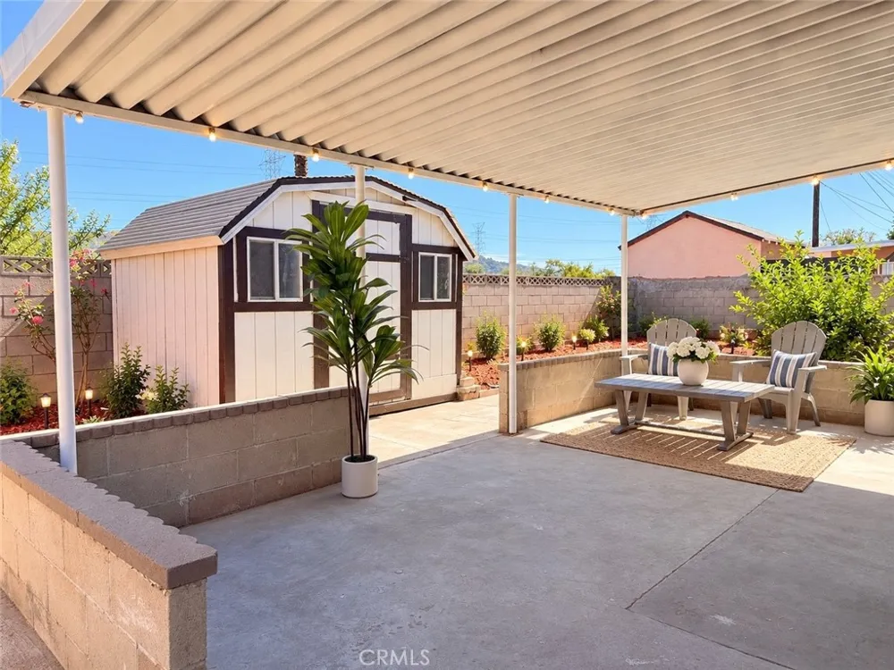 2332 Silverbay El Monte, CA 91732