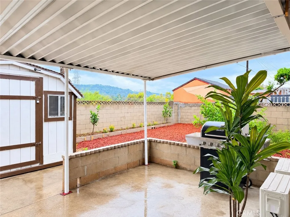 2332 Silverbay El Monte, CA 91732