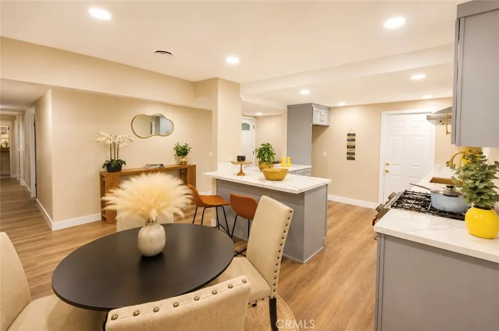 2332 Silverbay El Monte, CA 91732
