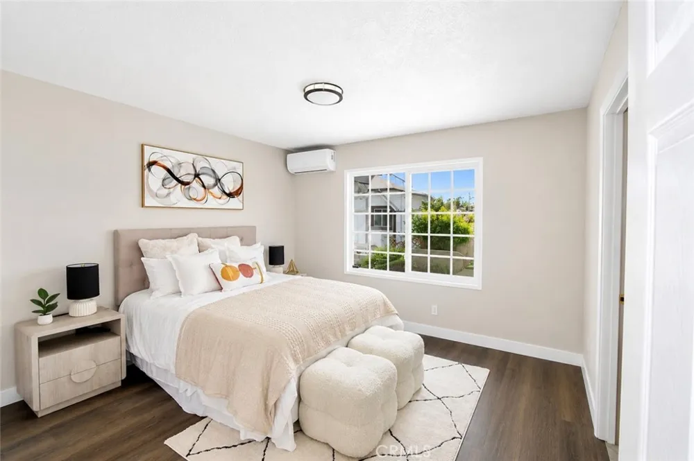 2332 Silverbay El Monte, CA 91732