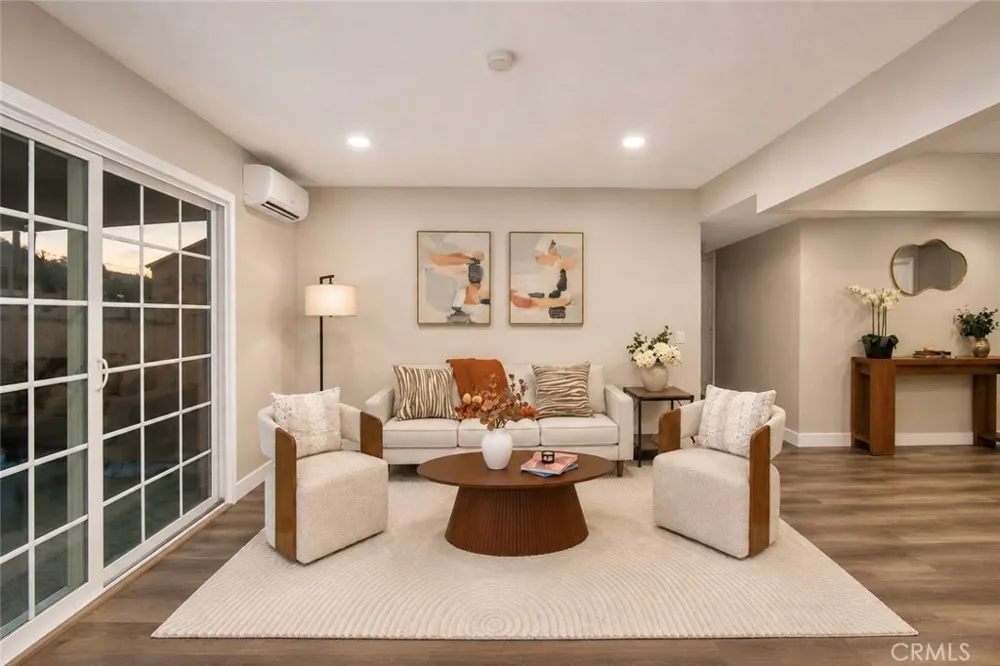2332 Silverbay El Monte, CA 91732
