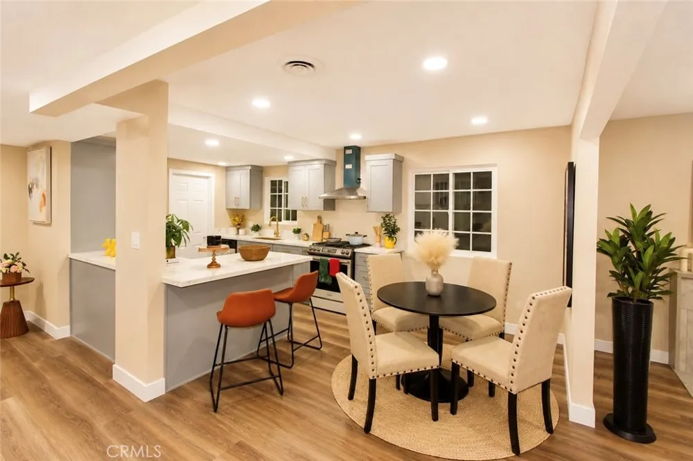 2332 Silverbay El Monte, CA 91732