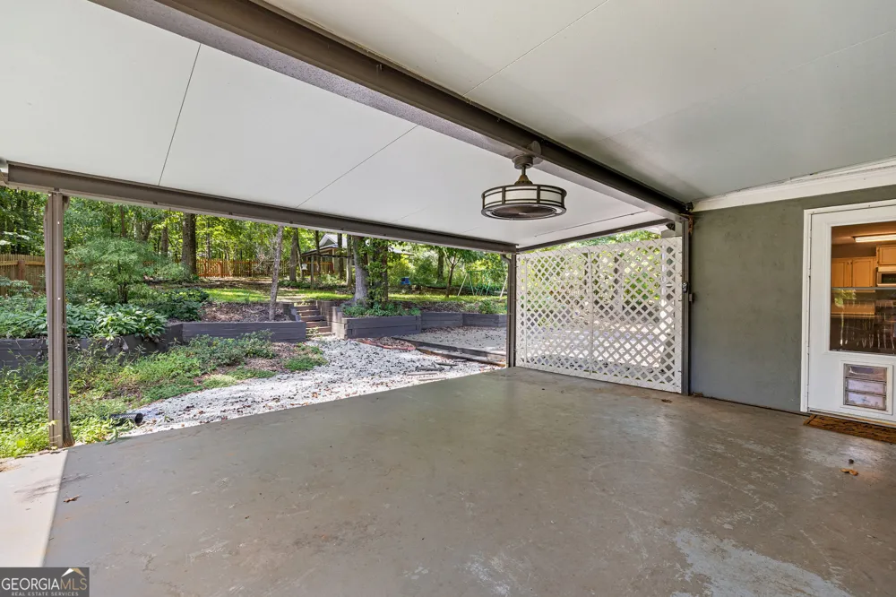 170 Timberidge DR Newnan, GA 30263
