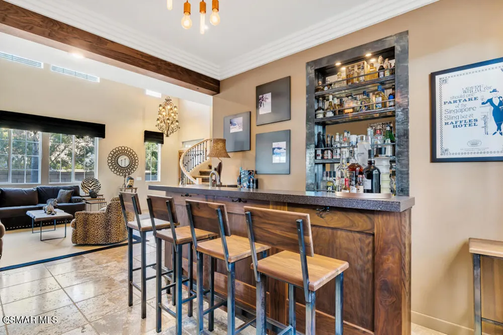 1979 Seabreeze Street Thousand Oaks, CA 91320