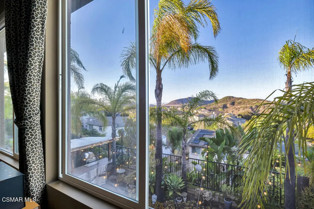 1979 Seabreeze Street Thousand Oaks, CA 91320