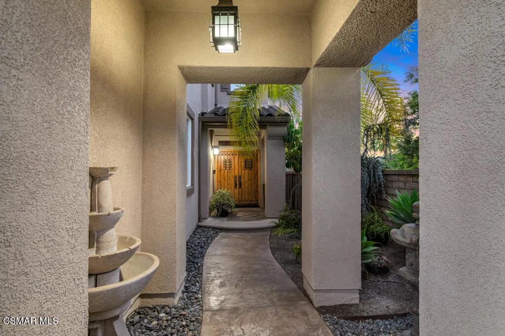 1979 Seabreeze Street Thousand Oaks, CA 91320