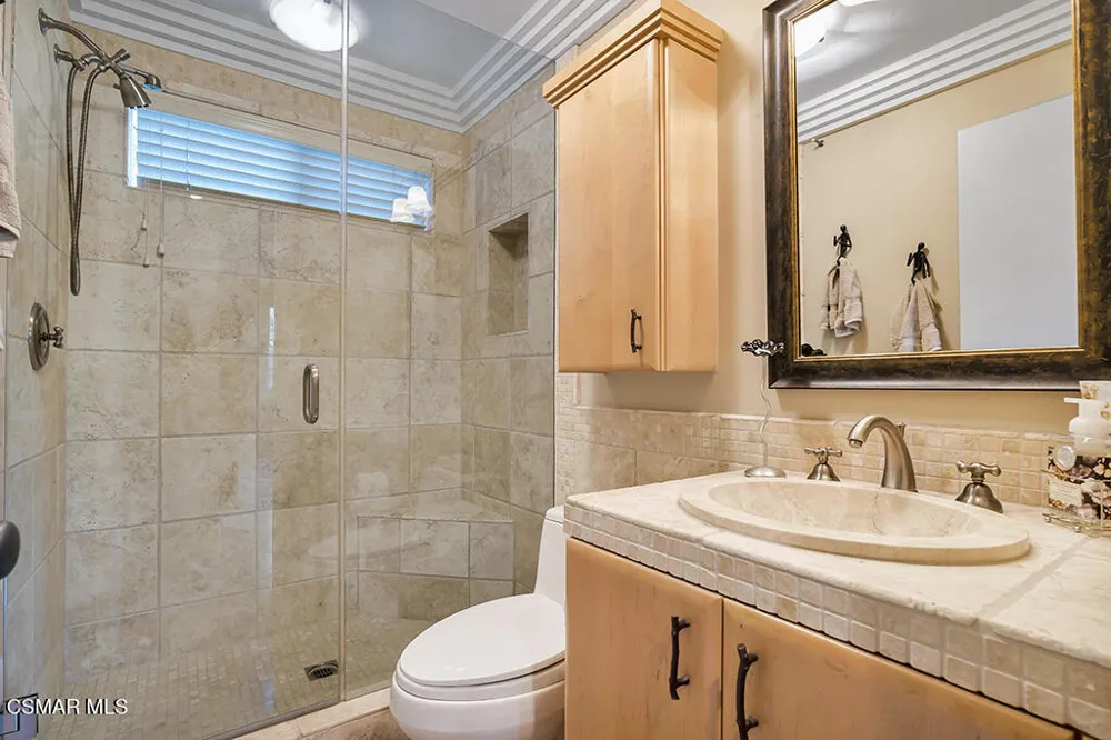 1979 Seabreeze Street Thousand Oaks, CA 91320