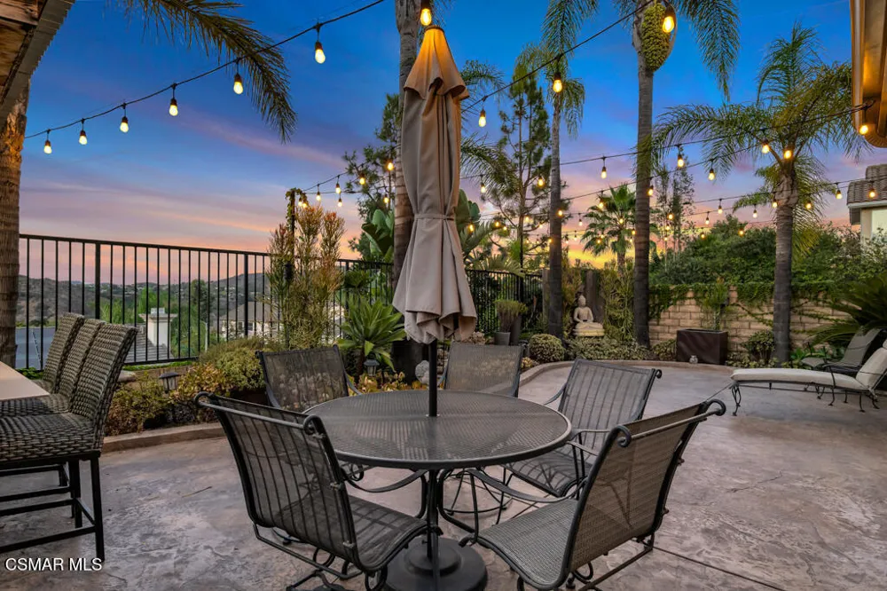 1979 Seabreeze Street Thousand Oaks, CA 91320