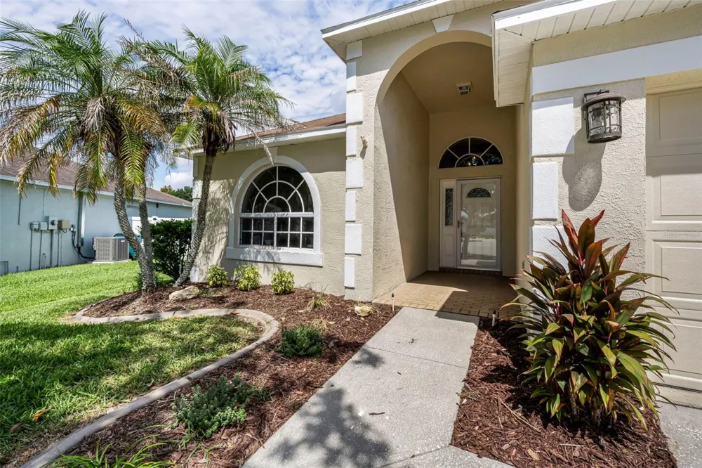 25427 SEVEN RIVERS CIRCLE Land O Lakes, FL 34639