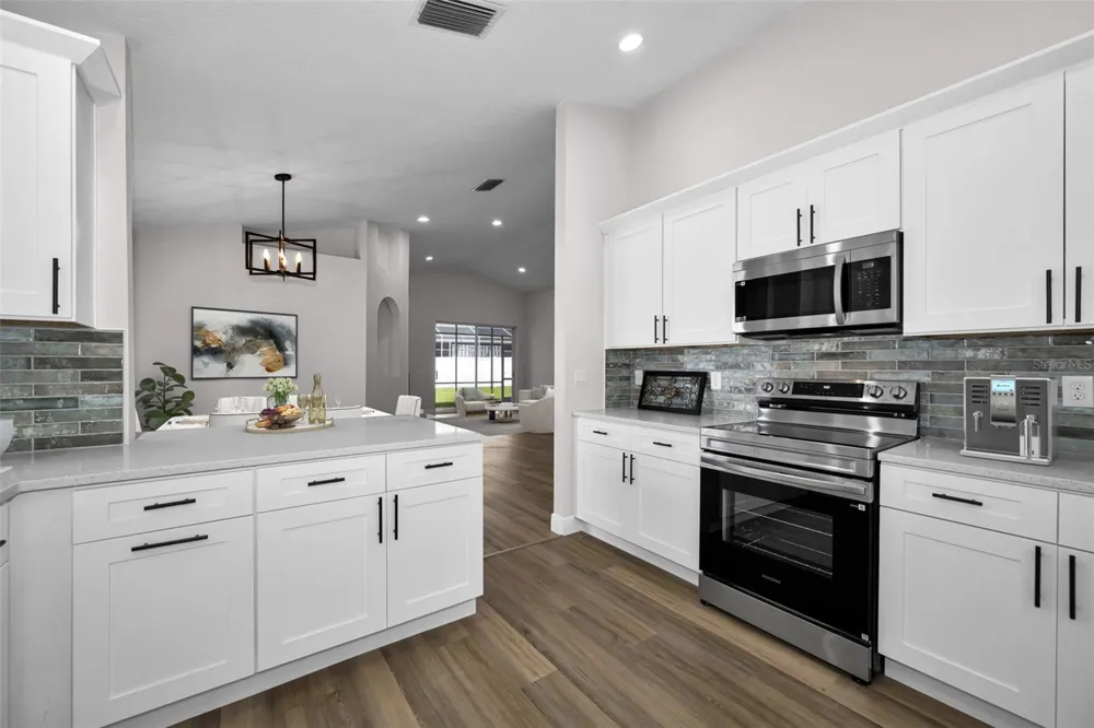 25427 SEVEN RIVERS CIRCLE Land O Lakes, FL 34639