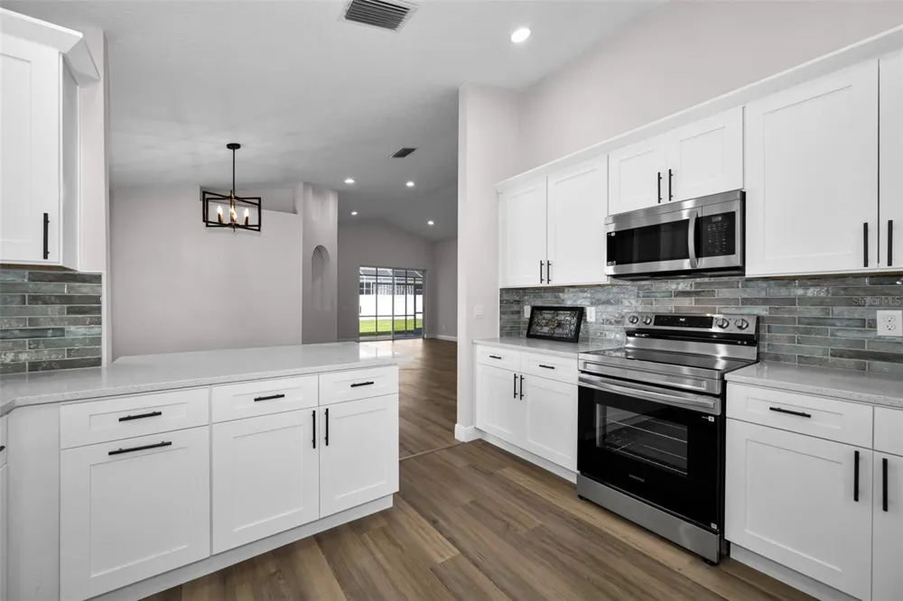 25427 SEVEN RIVERS CIRCLE Land O Lakes, FL 34639