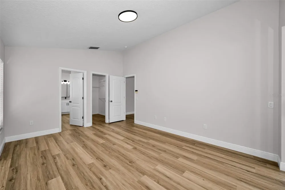25427 SEVEN RIVERS CIRCLE Land O Lakes, FL 34639