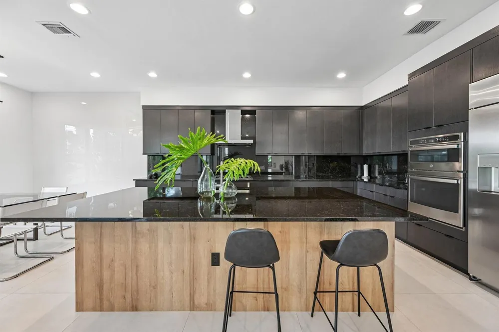 17070 Rainbow Falls Trail Boca Raton, FL 33496