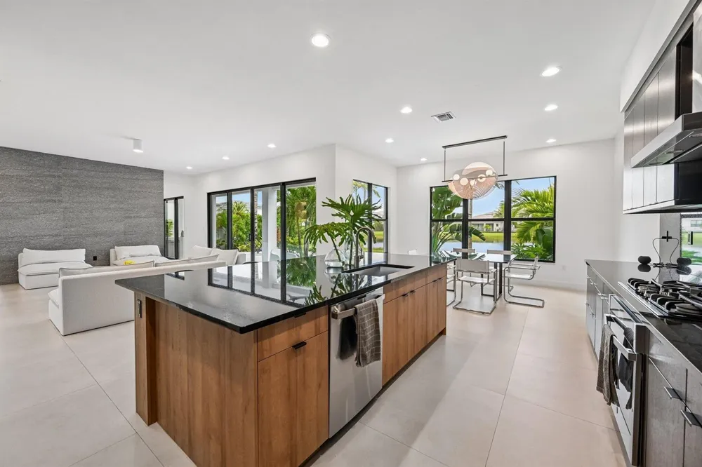 17070 Rainbow Falls Trail Boca Raton, FL 33496