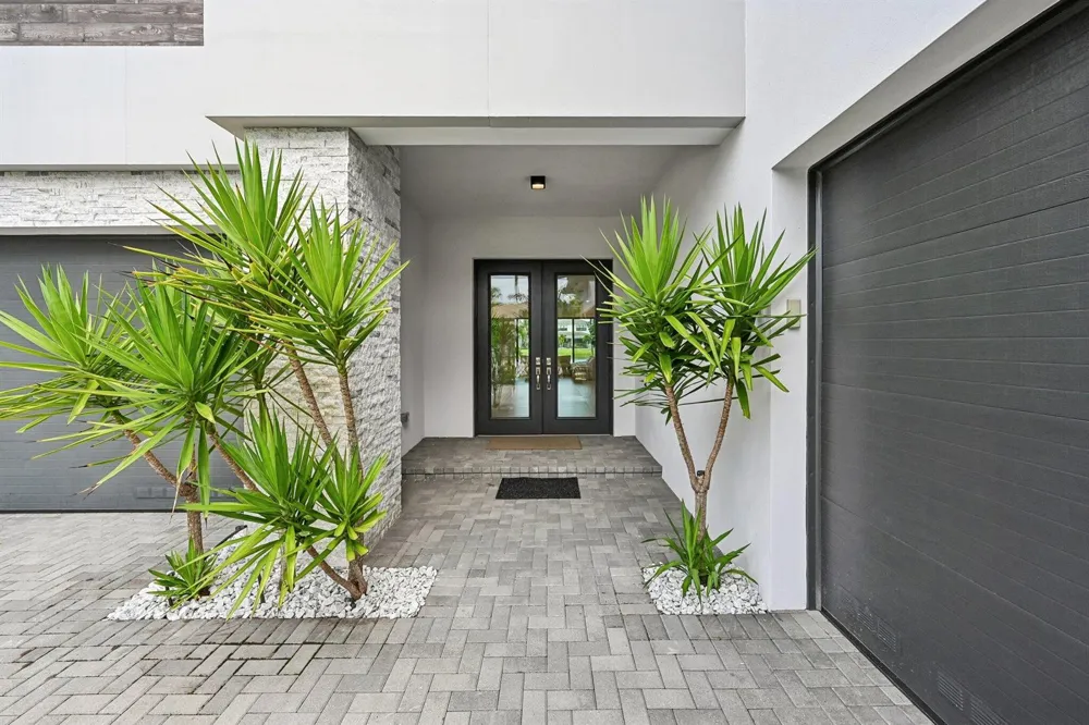 17070 Rainbow Falls Trail Boca Raton, FL 33496