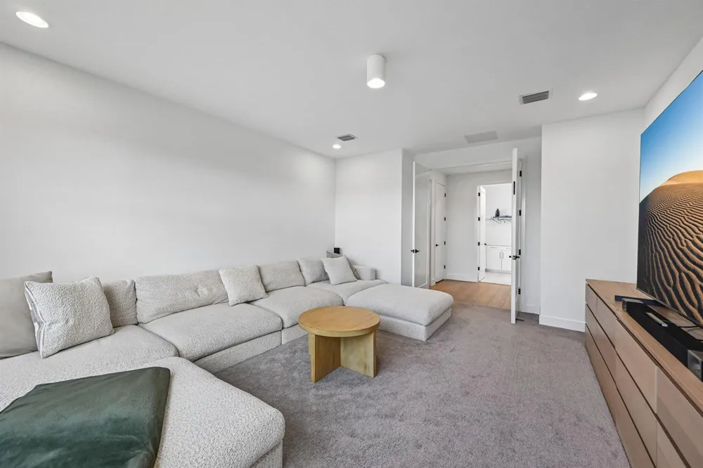 17070 Rainbow Falls Trail Boca Raton, FL 33496