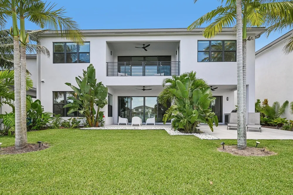 17070 Rainbow Falls Trail Boca Raton, FL 33496