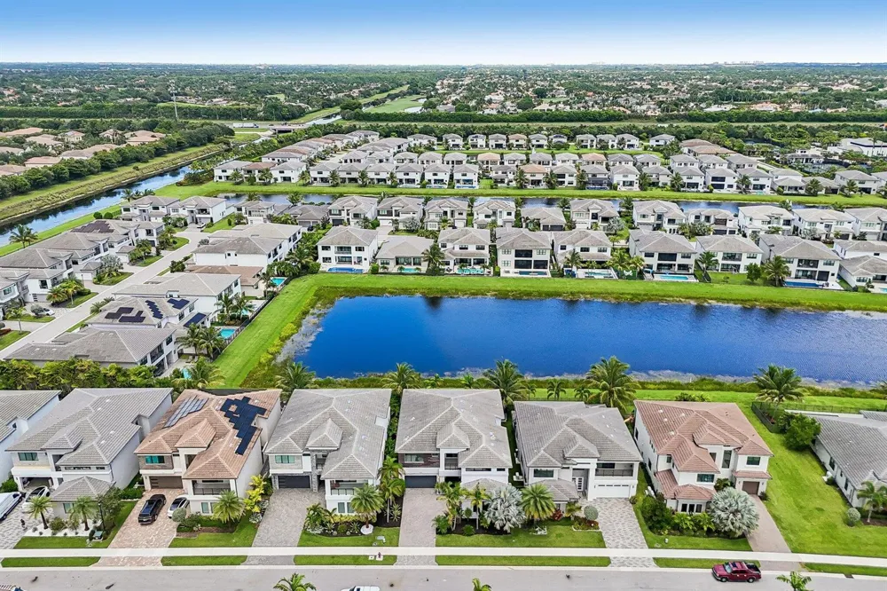 17070 Rainbow Falls Trail Boca Raton, FL 33496