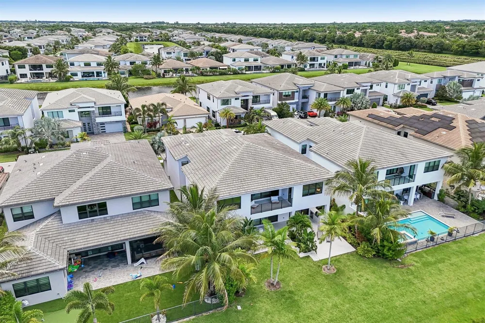 17070 Rainbow Falls Trail Boca Raton, FL 33496