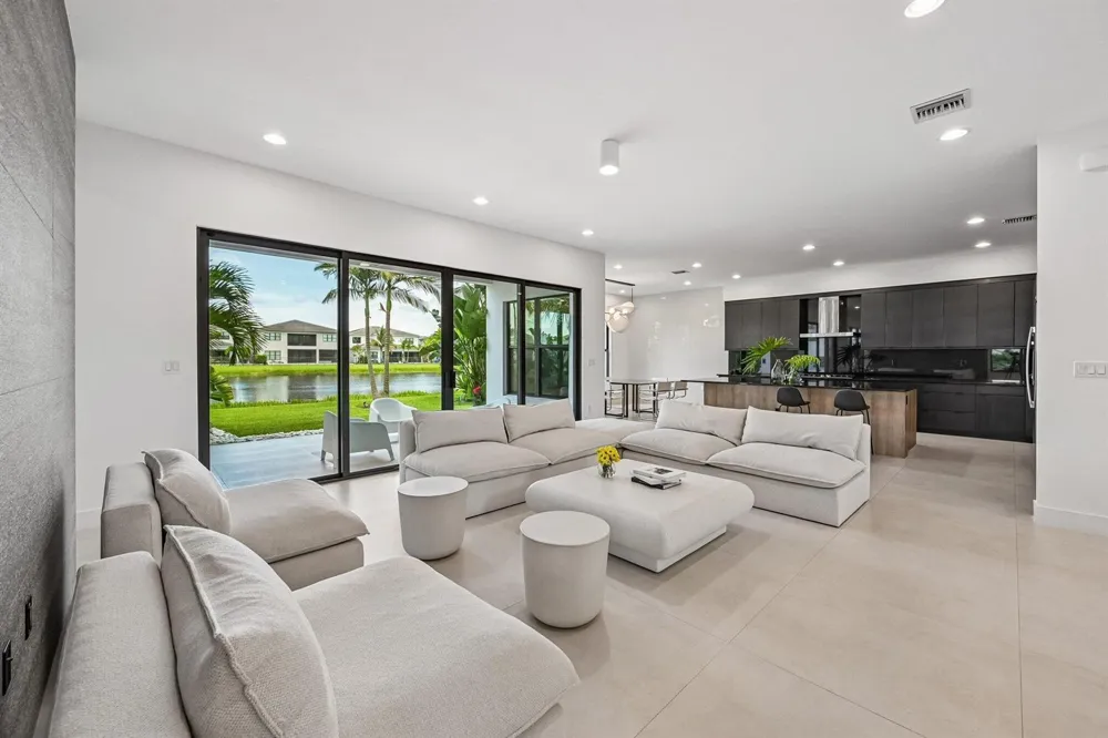17070 Rainbow Falls Trail Boca Raton, FL 33496