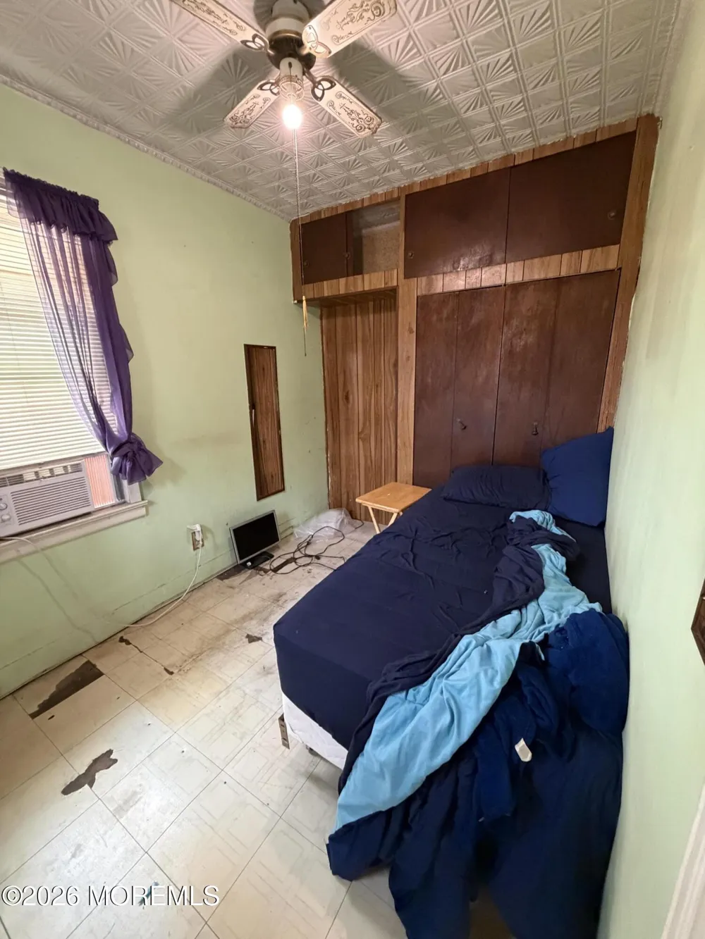 709 Stuyvesant Avenue Lyndhurst, NJ 07071