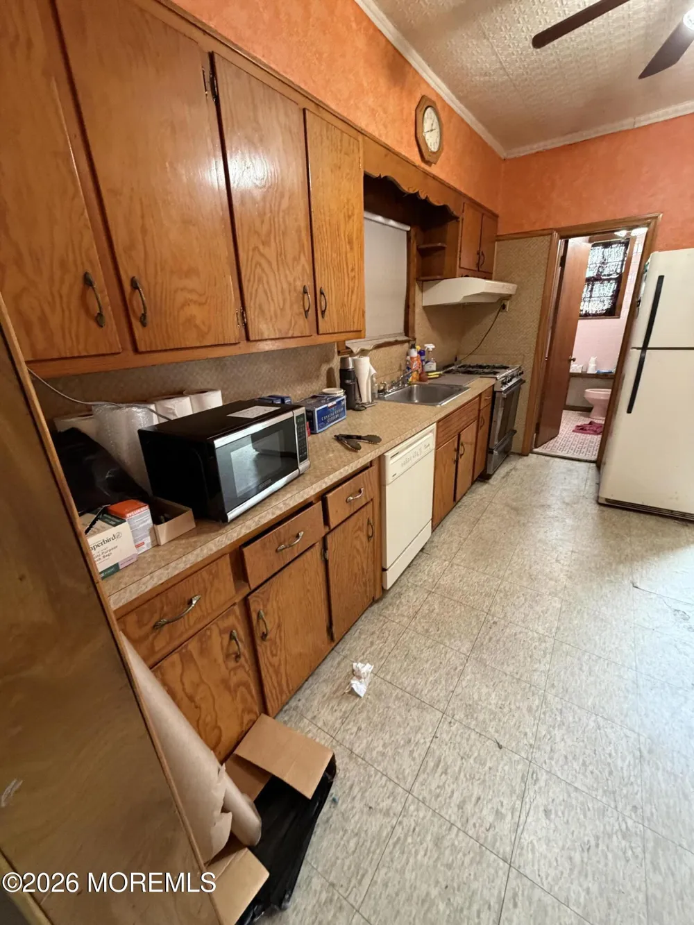 709 Stuyvesant Avenue Lyndhurst, NJ 07071