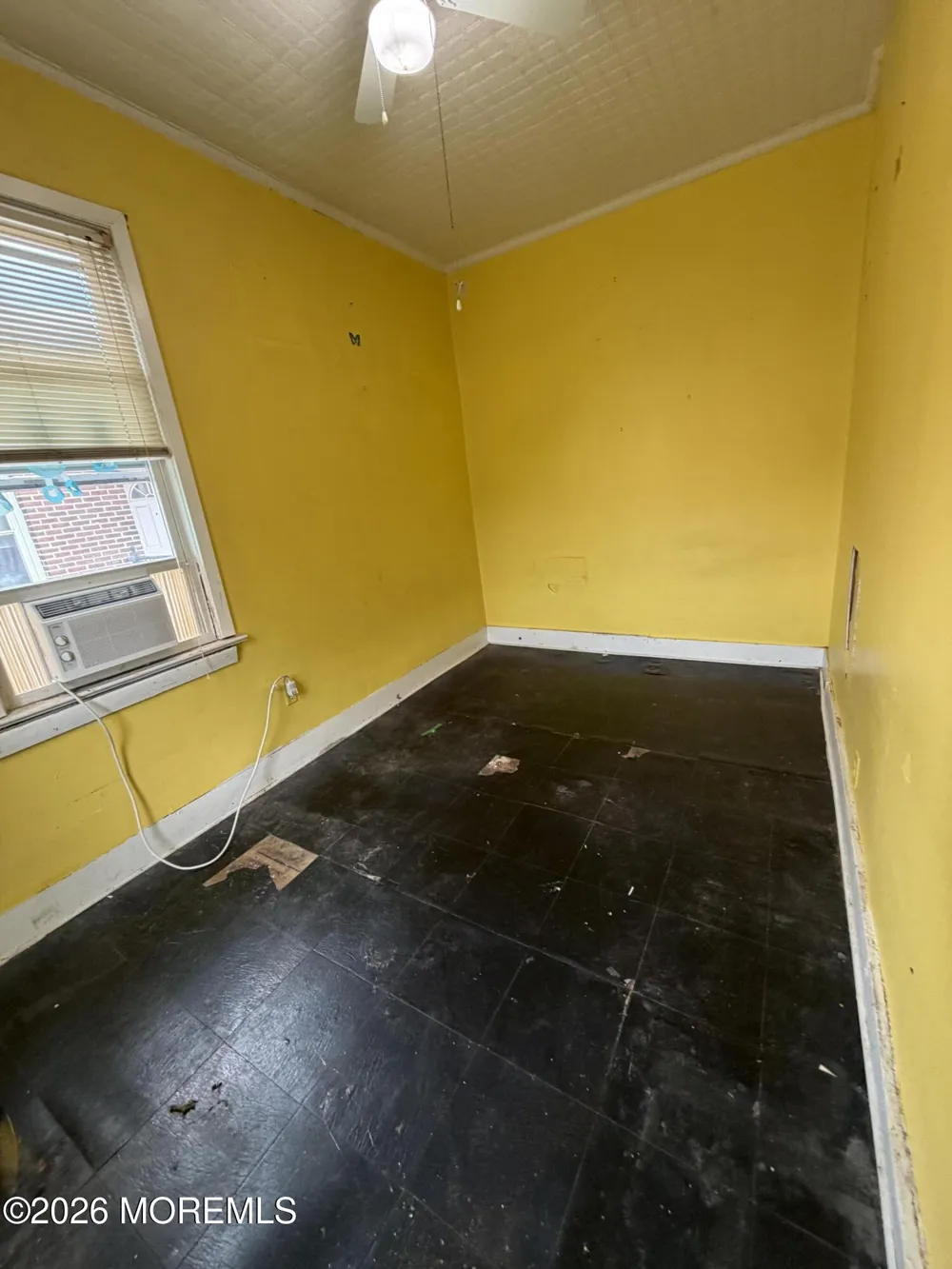 709 Stuyvesant Avenue Lyndhurst, NJ 07071