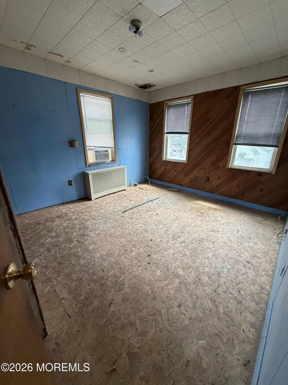 709 Stuyvesant Avenue Lyndhurst, NJ 07071