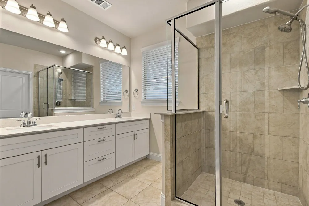 303 Ferndale Street Lewisville, TX 75056