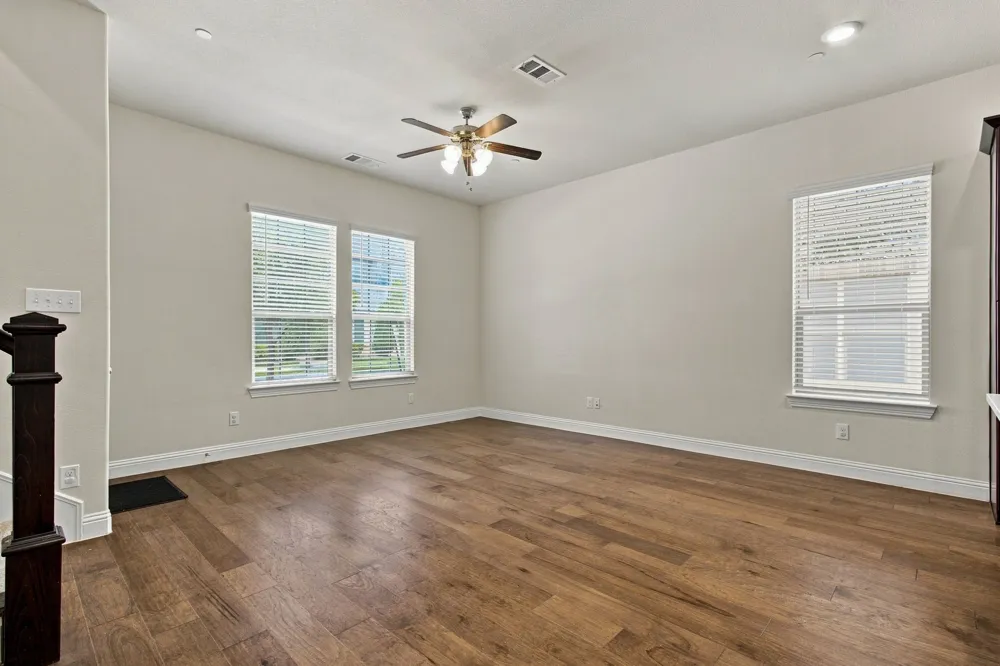303 Ferndale Street Lewisville, TX 75056