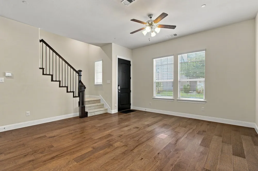 303 Ferndale Street Lewisville, TX 75056