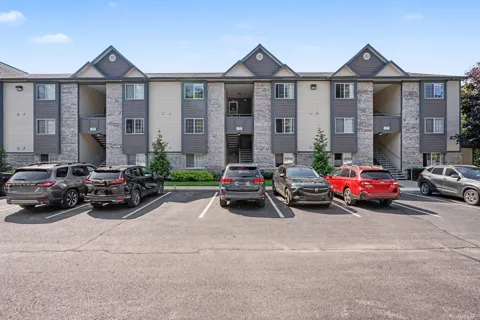 18400 Ridge Court #17