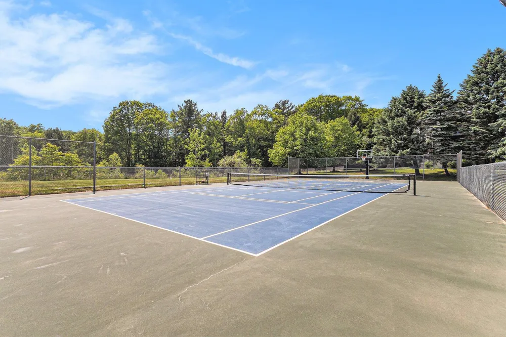 18400 Ridge Court #17 Spring Lake, MI 49456