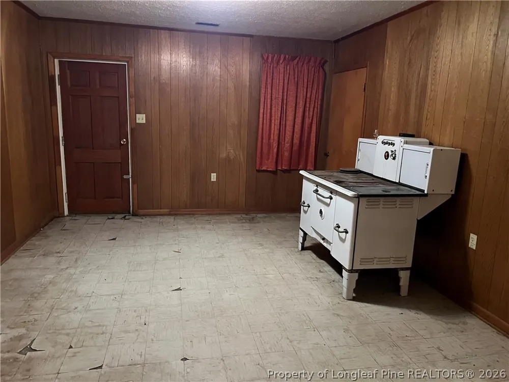 829 Eugene Street Fayetteville, NC 28306
