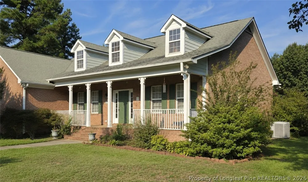 6104 Castlebrooke Lane Linden, NC 28356
