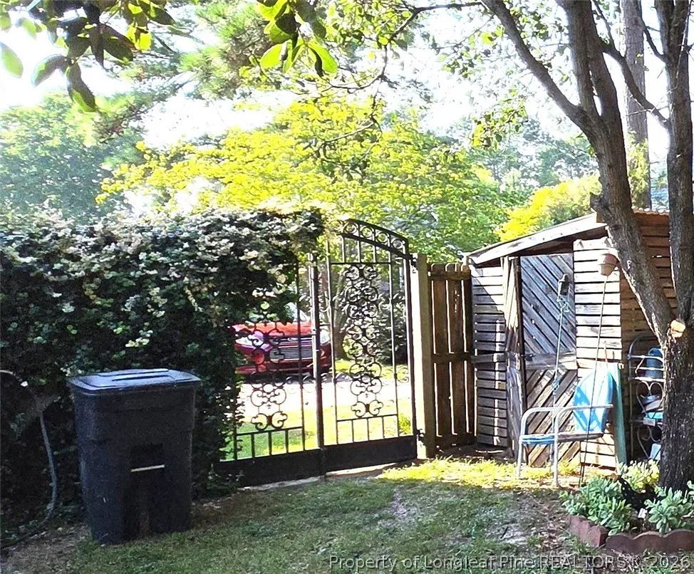 6104 Castlebrooke Lane Linden, NC 28356