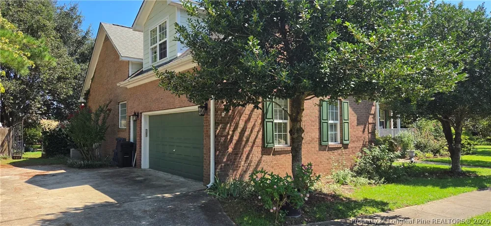 6104 Castlebrooke Lane Linden, NC 28356