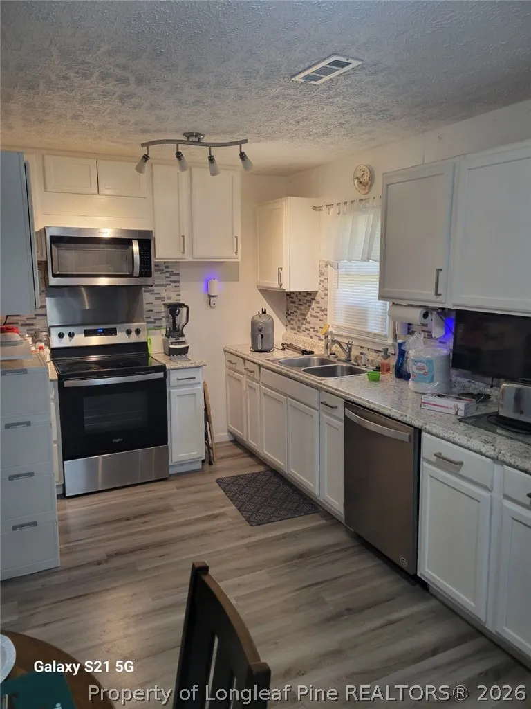 5762 Dove Drive Hope Mills, NC 28348