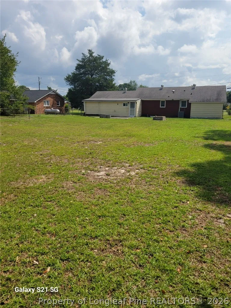 5762 Dove Drive Hope Mills, NC 28348