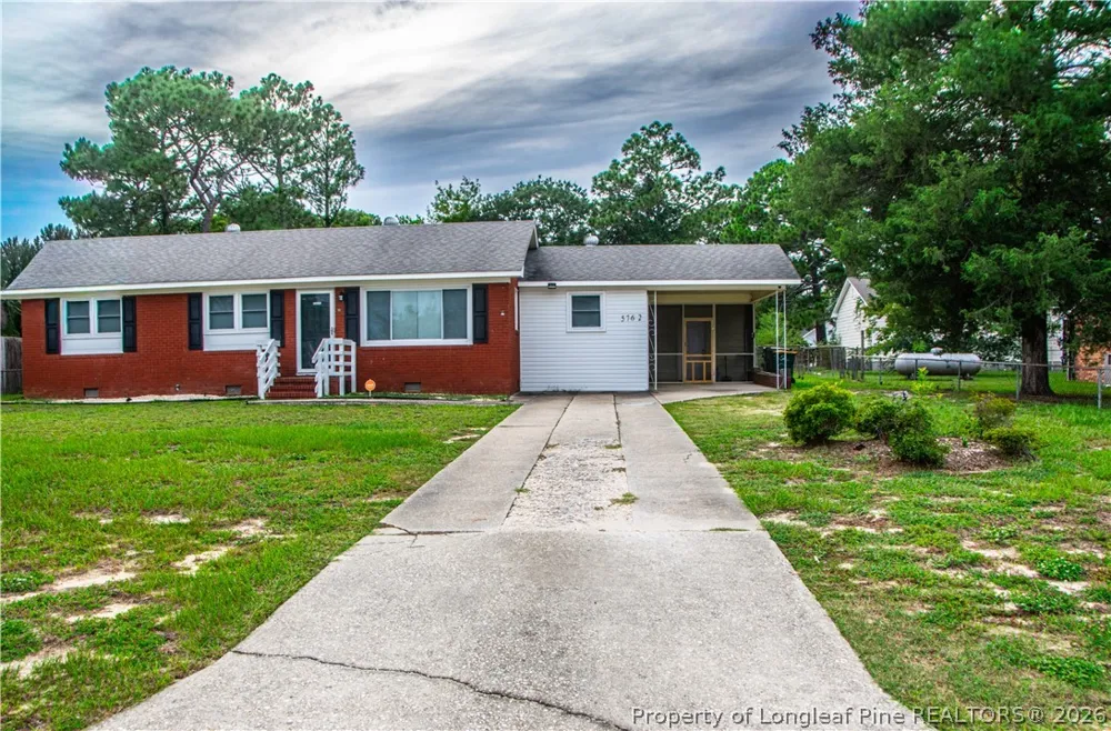 5762 Dove Drive Hope Mills, NC 28348