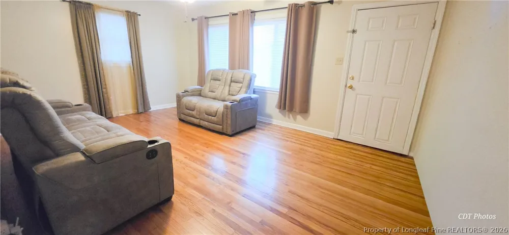 5762 Dove Drive Hope Mills, NC 28348