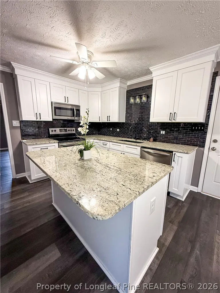 3489 Thorndike Drive Fayetteville, NC 28311
