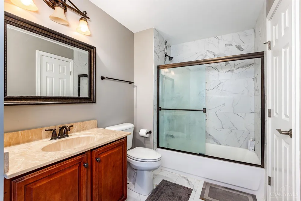 9500 Zoar Road Loveland, OH 45140