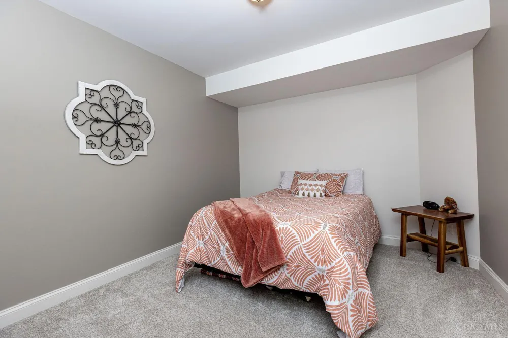 9500 Zoar Road Loveland, OH 45140