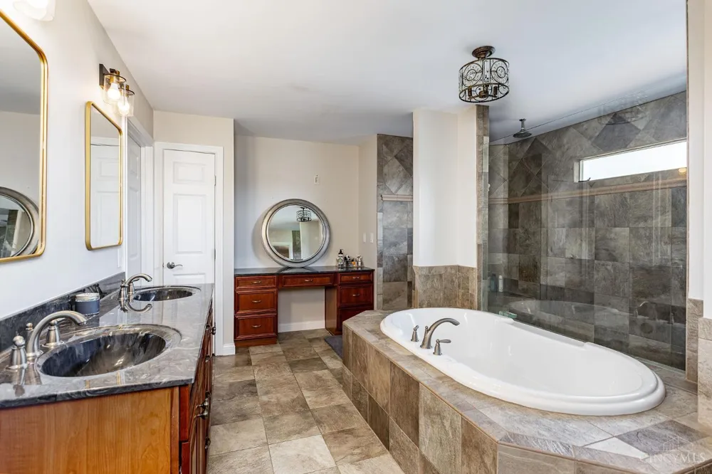 9500 Zoar Road Loveland, OH 45140