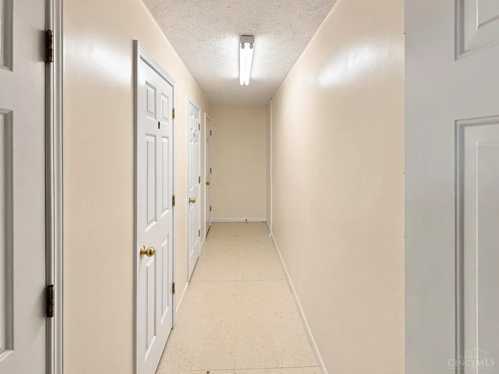 8390 Spring Valley Court #206 West Chester, OH 45069