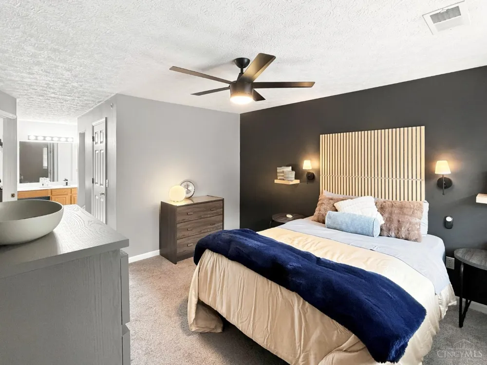 8390 Spring Valley Court #206 West Chester, OH 45069