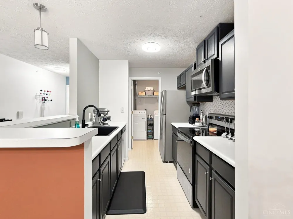 8390 Spring Valley Court #206 West Chester, OH 45069