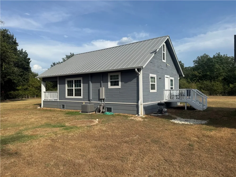 10390 Hedrick Road Hearne, TX 77859