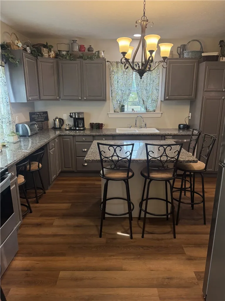 10390 Hedrick Road Hearne, TX 77859